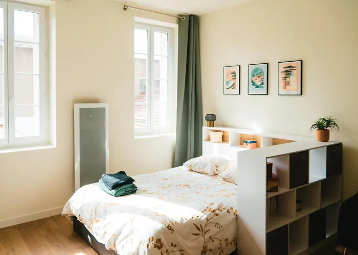 Bloom Living - T1 Standing - Hyper Centre