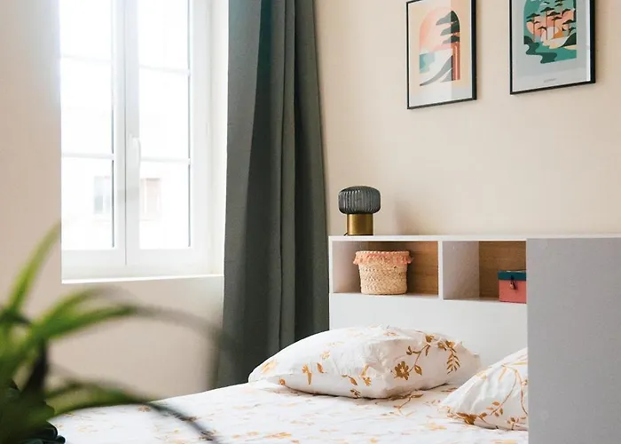 Bloom Living - T1 Standing - Hyper Centre